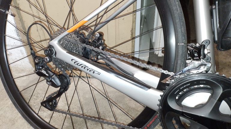 Used Wilier Cento1 Hybrid SHIMANO 105 2X11 + MAHLE X35+ 2024 2024 Road & Gravel, Hellgrau — image 2 of 4