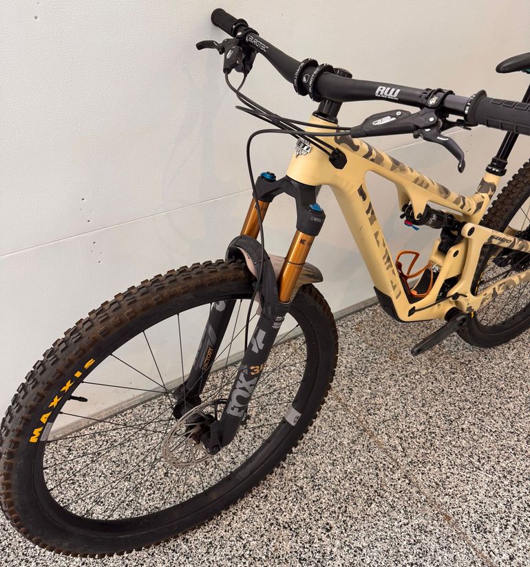 Used Yeti SB120 C2 2023 2023 Mountainbike, Orange, 29 — image 9 of 11