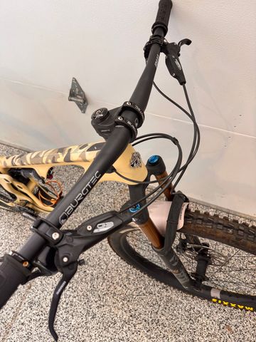 Used Yeti SB120 C2 2023 2023 Mountainbike, Orange, 29 — image 4 of 11