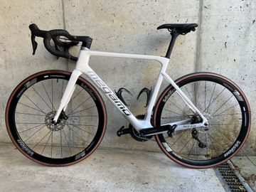 Megamo PULSE ELITE Shimano 105 Di2 2024 Road & Gravel usato, Bianco — immagine 2 di 4