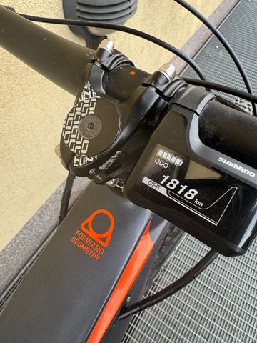 Mondraker e-Crusher Carbon R+ 2018 2018 Mountainbike usato, Grigio chiaro — immagine 7 di 11