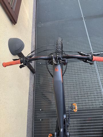 Mondraker e-Crusher Carbon R+ 2018 2018 Mountainbike usato, Grigio chiaro — immagine 5 di 11