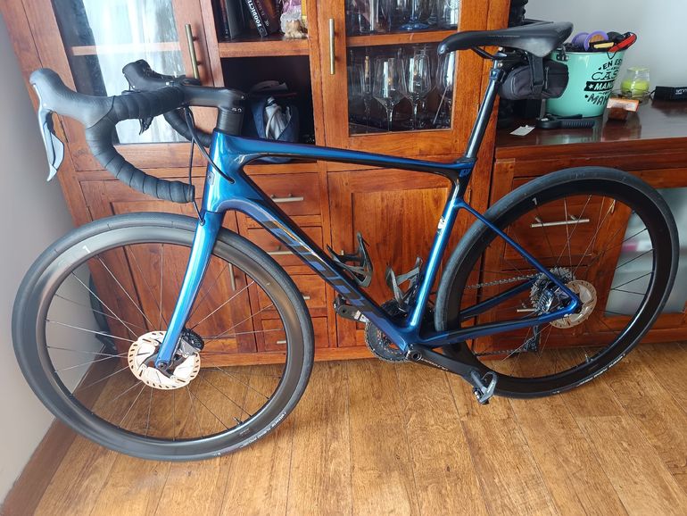 Used Giant Defy Shimano Ultegra Di2 2021 Road & Gravel — image 2 of 9