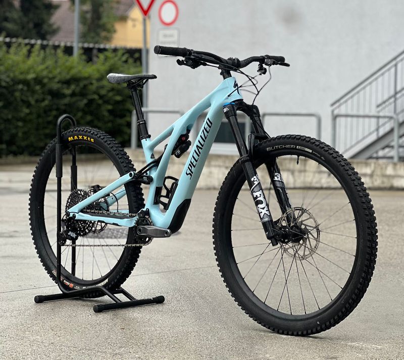 Używany Specialized Stumpjumper EVO Comp 2022 2022 Mountainbike — zdjęcie 2 z 6