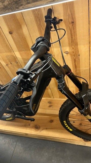 Käytetty Orbea WILD M20 2024 2024 Mountainbike — kuva 3 / 7