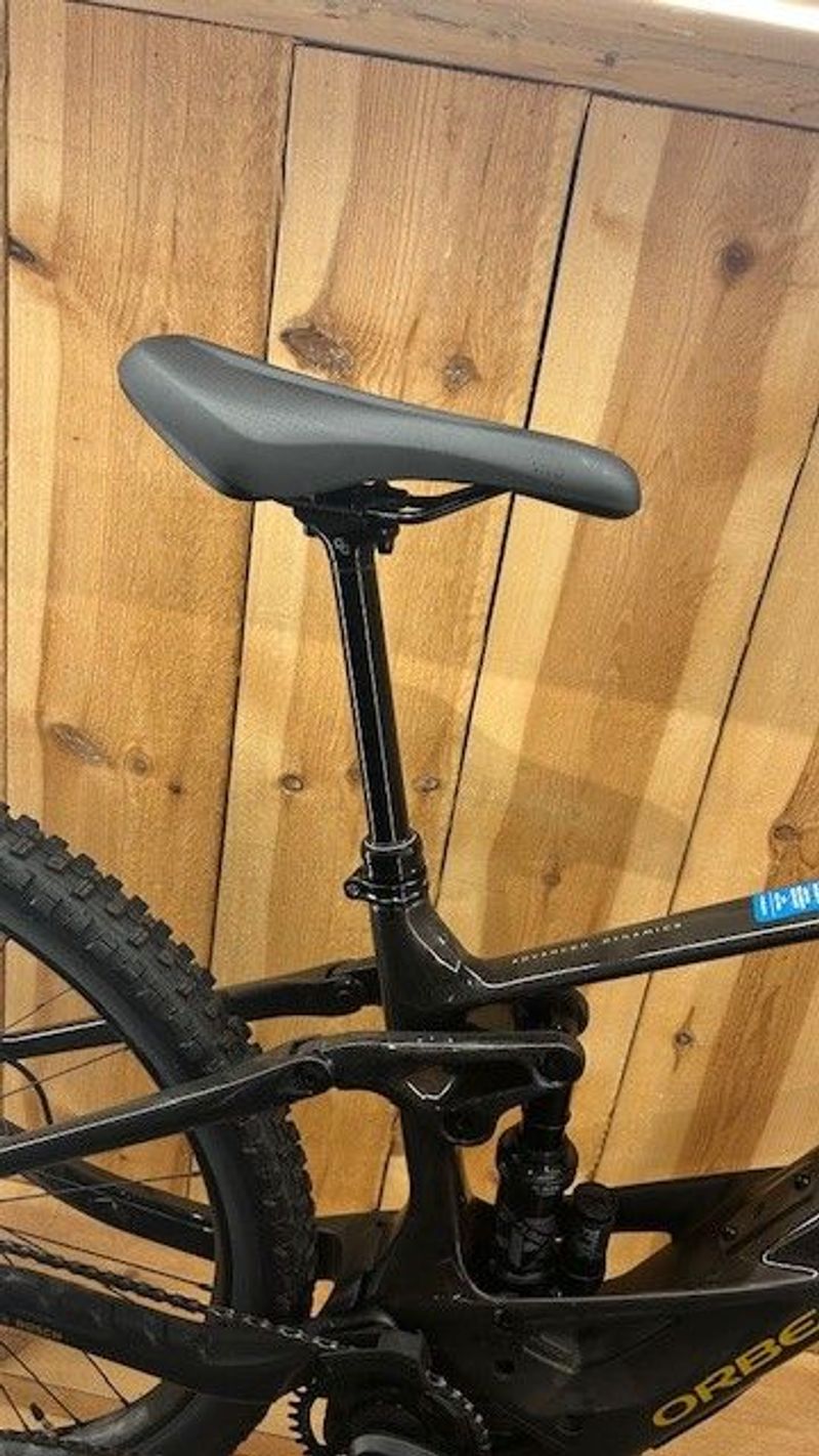 Käytetty Orbea WILD M20 2024 2024 Mountainbike — kuva 6 / 7