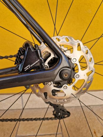 Giant TCR Advanced Disc 1+ Pro Compact 2022 2022 Road & Gravel d'occasion — image 7 sur 25