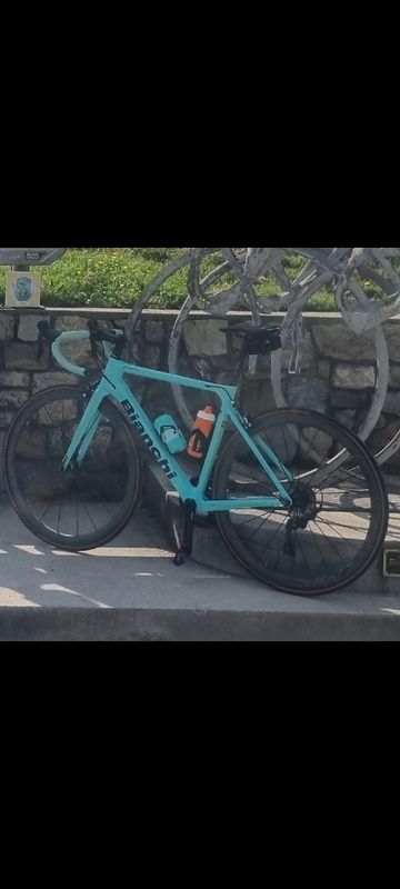 Used Bianchi Sprint 105 2020 2020 Road & Gravel, Green — image 2 of 3