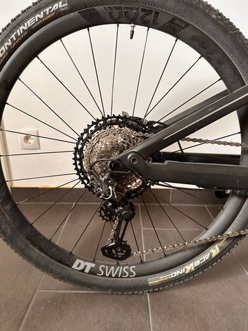 Used Canyon Neuron CF SLX 9 2021 2021 Mountainbike, Black, 29 — image 5 of 6