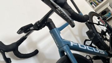 Brugt Focus IZALCO MAX DISC 9.7 2021 2021 Road & Gravel — billede 18 af 34