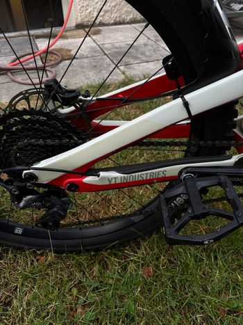YT Industries Jeffsy Shimano Deore XT 2018 Mountainbike usato, Bianco — immagine 3 di 6