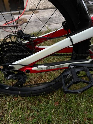Tweedehands YT Industries Jeffsy Shimano Deore XT 2018 Mountainbike — afbeelding 3 van 6