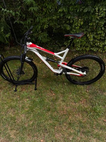YT Industries Jeffsy Shimano Deore XT 2018 Mountainbike usato, Bianco — immagine 2 di 6