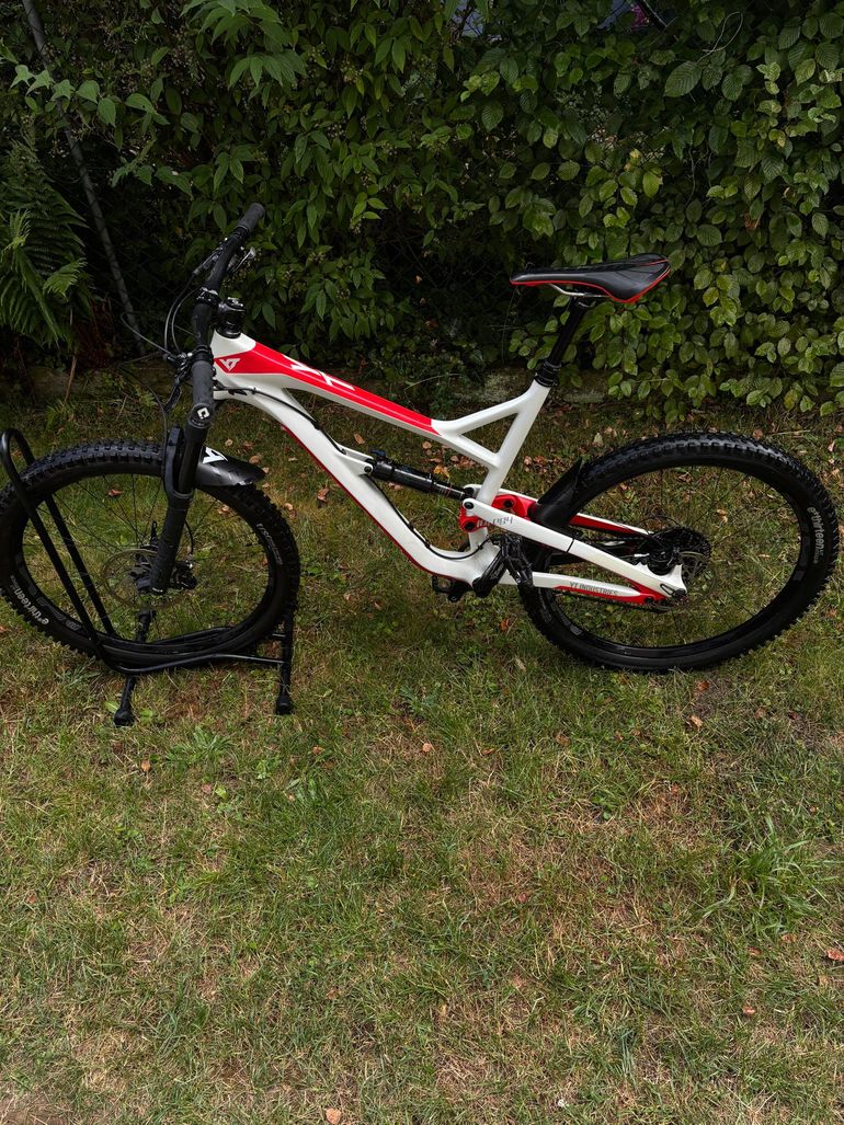 YT Industries Jeffsy Shimano Deore XT 2018 Mountainbike usato, Bianco — immagine 2 di 6