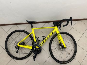 Used Scott Addict RC 30 2021 2021 Road & Gravel, White — image 4 of 4