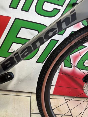 Gebrauchtes Bianchi Impulso PRO GRX 820 disc 2024 2024 Road & Gravel, Hellgrau — Bild 9 von 11