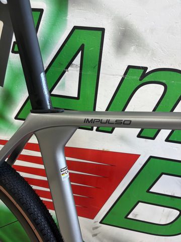 Gebrauchtes Bianchi Impulso PRO GRX 820 disc 2024 2024 Road & Gravel, Hellgrau — Bild 3 von 11