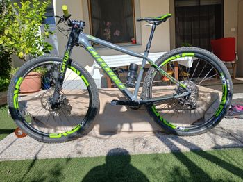 Used Cannondale F-Si Team 2018 2018 Mountainbike, Light Gray, 29 — image 3 of 5