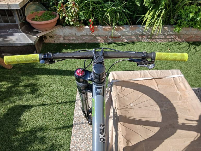 Used Cannondale F-Si Team 2018 2018 Mountainbike, Light Gray, 29 — image 5 of 5