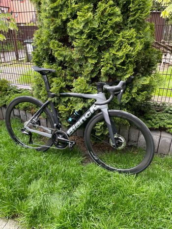 Used Bianchi Oltre Shimano Ultegra Di2 2023 Road & Gravel, Light Gray — image 7 of 8