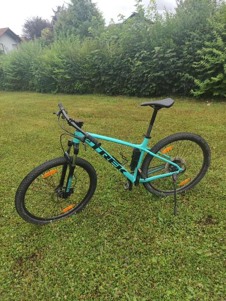 Used Trek Marlin 7 Gen 2 2023 2023 Mountainbike, Blue, 27.5, 29 — image 7 of 7
