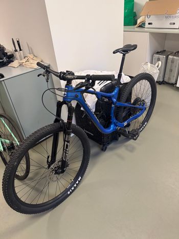 Używany Kona Hei Hei CR/DL 2023 2023 Mountainbike — zdjęcie 2 z 9