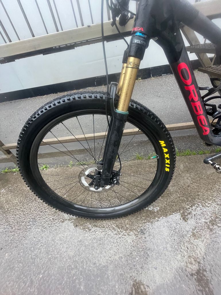 Used Orbea Oiz Shimano XTR 2022 Mountainbike, Black, 29 — image 2 of 9