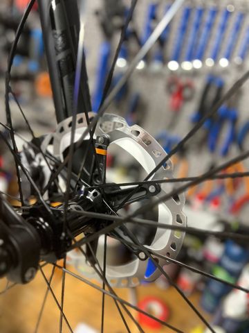 Brugt Mondraker Crafty Shimano Deore XT 2025 Mountainbike — billede 8 af 13