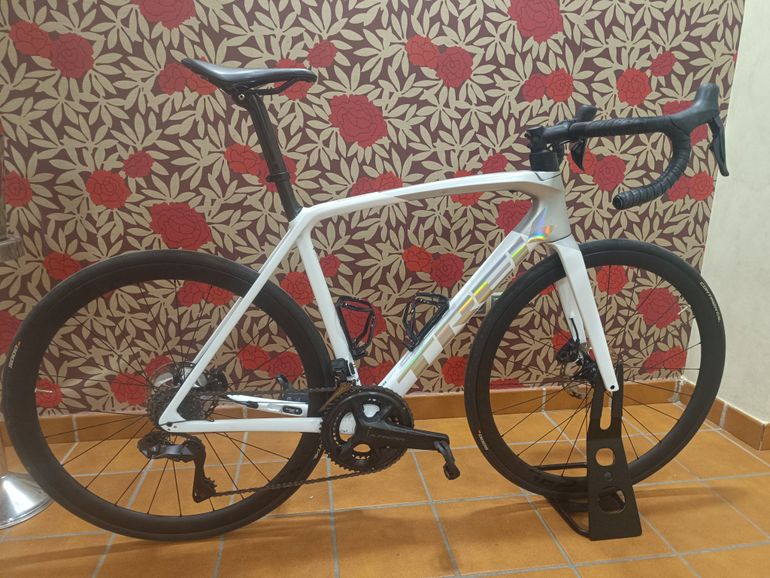 Używany Trek Émonda SL 7 2023 2023 Road & Gravel — zdjęcie 2 z 9