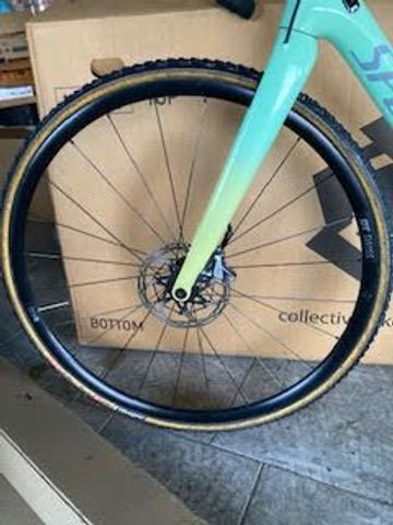 Used Specialized Crux Comp 2021 2021 Road & Gravel, Green — image 8 of 13