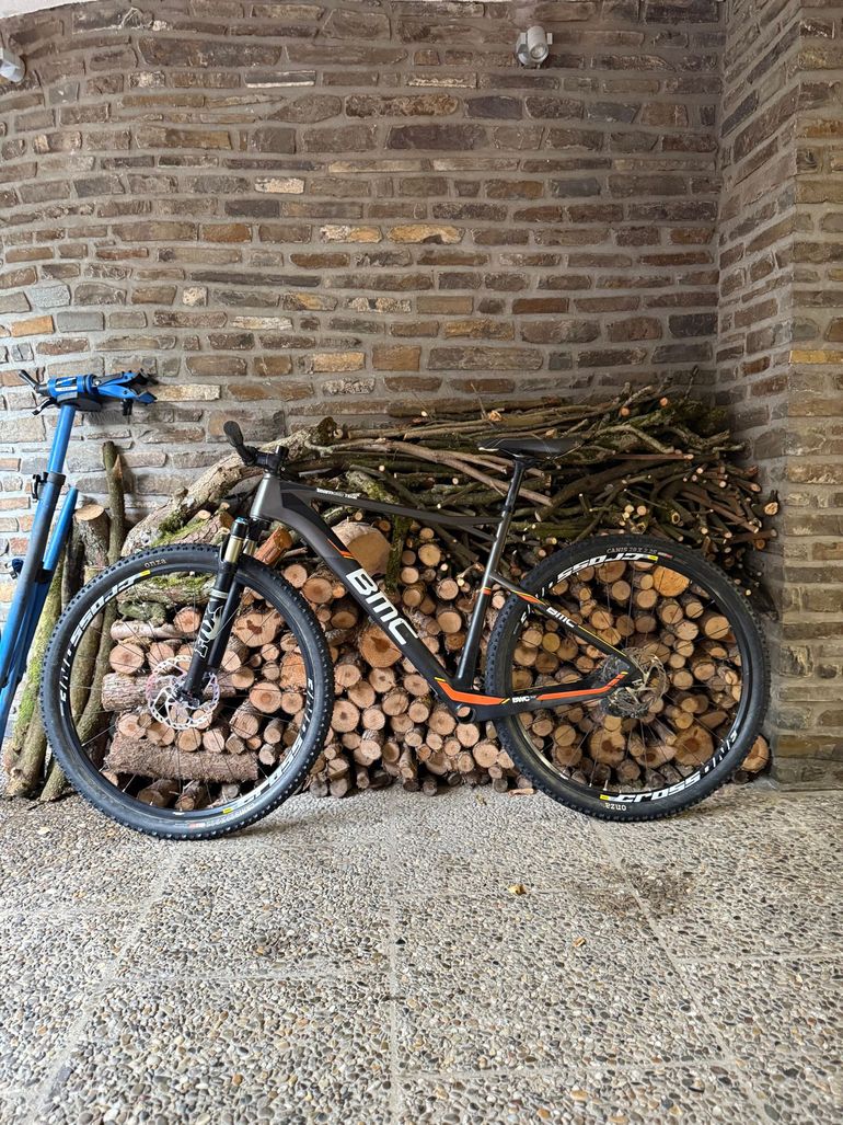 Used BMC Teamelite Te02 2022 Mountainbike, Black — image 2 of 7