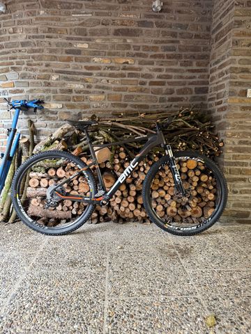 Used BMC Teamelite Te02 2022 Mountainbike, Black — image 1 of 7