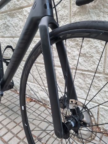 Canyon Endurace CF 7 Di2 2023 2023 Road & Gravel usato, Nero — immagine 11 di 23
