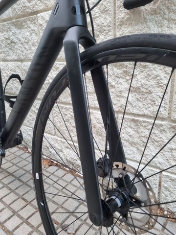 Tweedehands Canyon Endurace CF 7 Di2 2023 2023 Road & Gravel — afbeelding 11 van 23