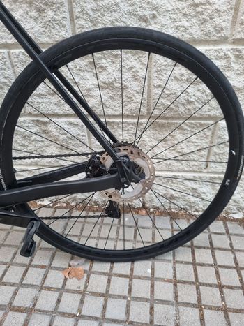 Canyon Endurace CF 7 Di2 2023 2023 Road & Gravel usato, Nero — immagine 20 di 23