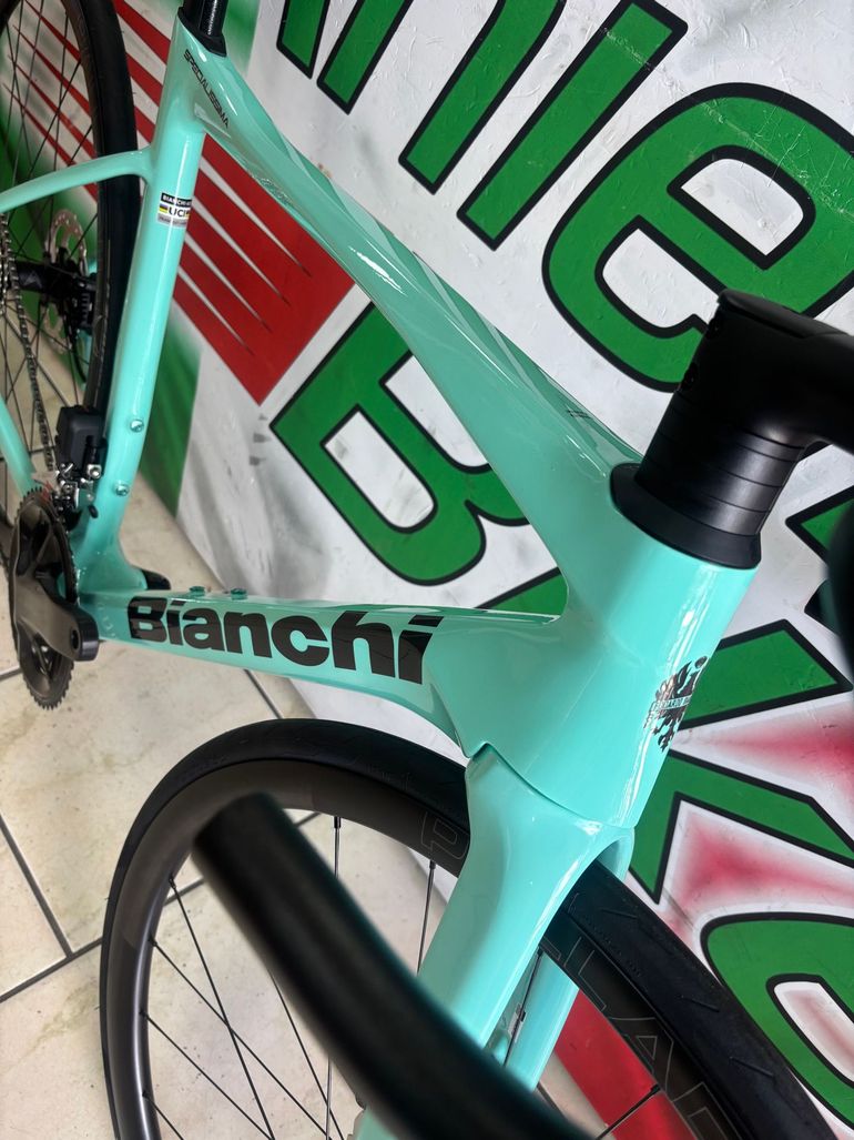 Brugt Bianchi Specialissima COMP 105 Di2 2024 2024 Road & Gravel — billede 10 af 11