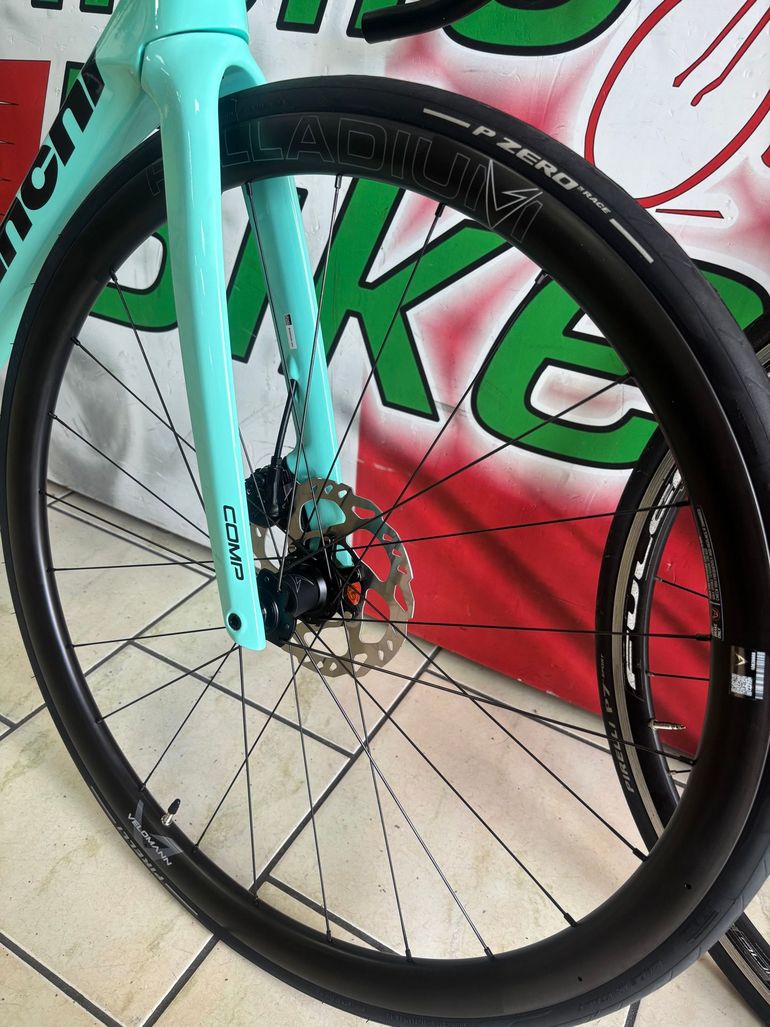 Brugt Bianchi Specialissima COMP 105 Di2 2024 2024 Road & Gravel — billede 4 af 11