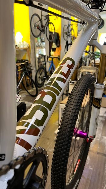Used NS Movement 3 2024 2024 Mountainbike, White, 26 — image 3 of 7