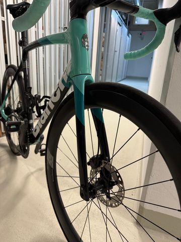 Brugt Bianchi Oltre XR4 - Ultegra Di2 2022 2022 Road & Gravel — billede 13 af 13