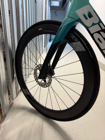 Brugt Bianchi Oltre XR4 - Ultegra Di2 2022 2022 Road & Gravel — billede 2 af 13