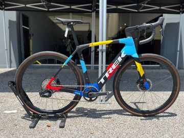 Brugt Trek Domane+ SLR 7 AXS 2025 2025 Road & Gravel — billede 1 af 8
