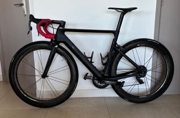 Used Canyon Aeroad CF SLX 2020 Road & Gravel, Black — image 1 of 12