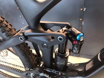 Giant Reign Advanced Pro 1 2023 2023 Mountainbike usato, Nero — immagine 5 di 6