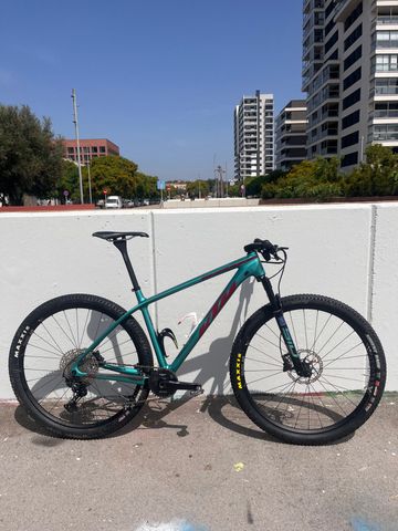 KTM MYROON GLORIOUS 2021 2021 Mountainbike de segunda mano, Verde — imagen 1 de 6