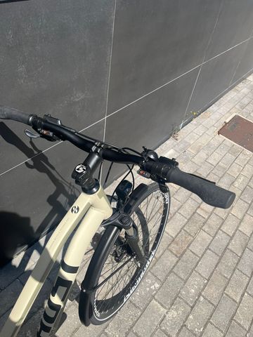 Used Ghost SQUARE TREKKING BASE AL 2023 Mountainbike, Light Gray, 29 — image 10 of 11