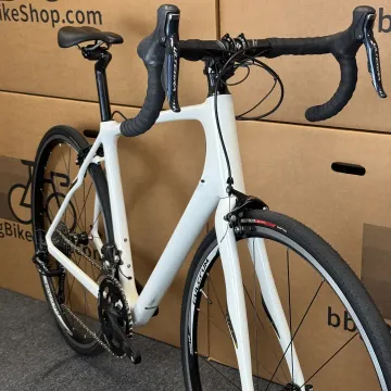 Used Specialized Ruby SL4 Comp Ultegra Di2 - Rim Brake 2017 2017 Road & Gravel, White — image 3 of 4