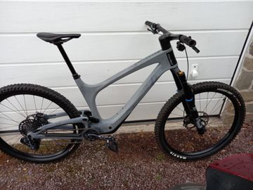 Used Bold Unplugged Ultimate 2024 2024 Mountainbike, Light Gray, 29 — image 1 of 9
