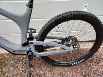 Used Bold Unplugged Ultimate 2024 2024 Mountainbike, Light Gray, 29 — image 7 of 9