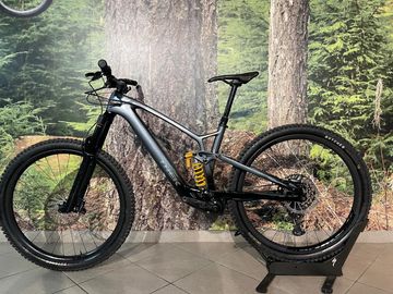 Tweedehands Trek Fuel EXe 9.7 2023 2023 Mountainbike — afbeelding 2 van 10