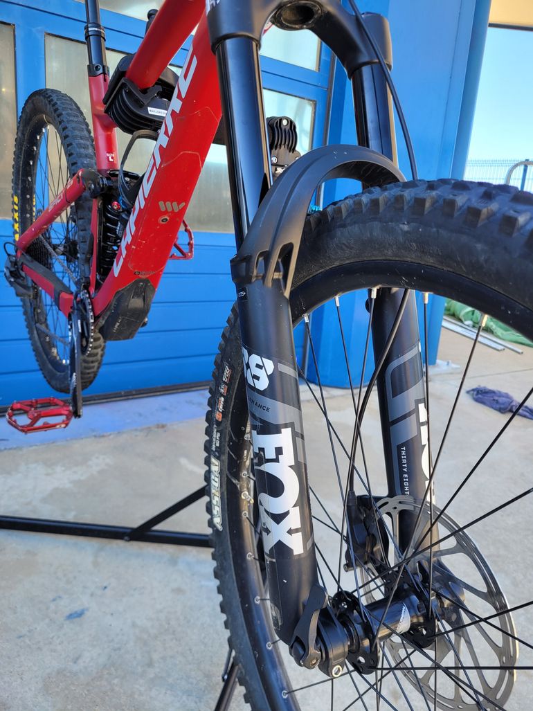 Używany Lapierre Spicy CF 6.9 2021 2021 Mountainbike — zdjęcie 5 z 10